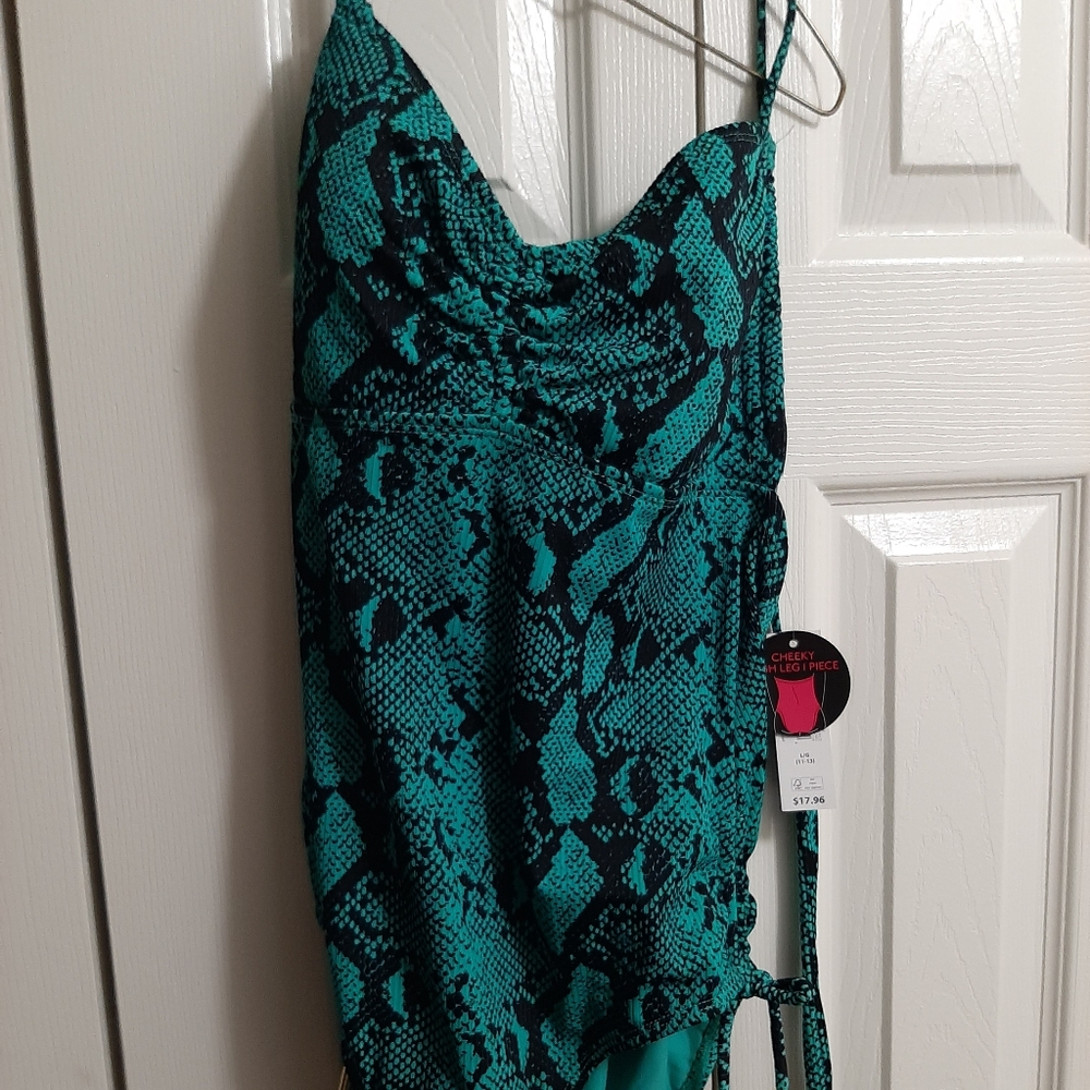 NOBO womens size L bathing suit